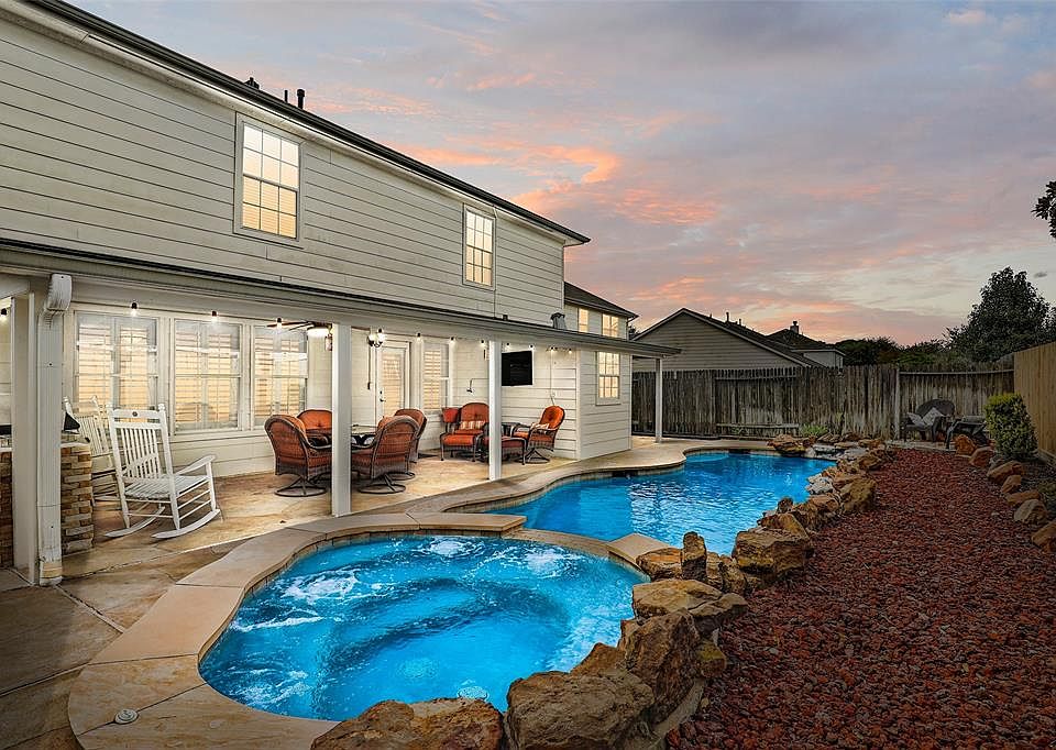 RI⭐︎ 18122 Quiet Ridge Ln, Cypress, TX 77429 | Zillow