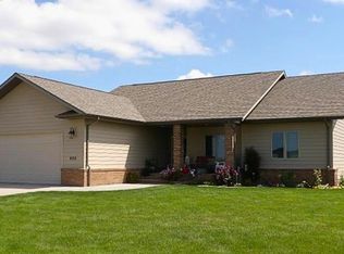 602 Patterson Ct, North Platte, NE 69143