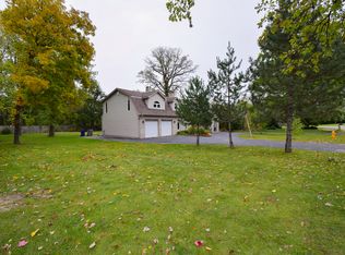 17W518 White Pine Rd, Addison, IL 60101