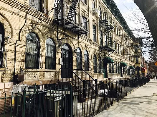 Rented by null | media 18