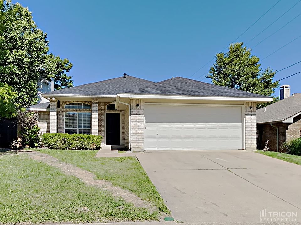 1st image of 2105 Havenwood Dr