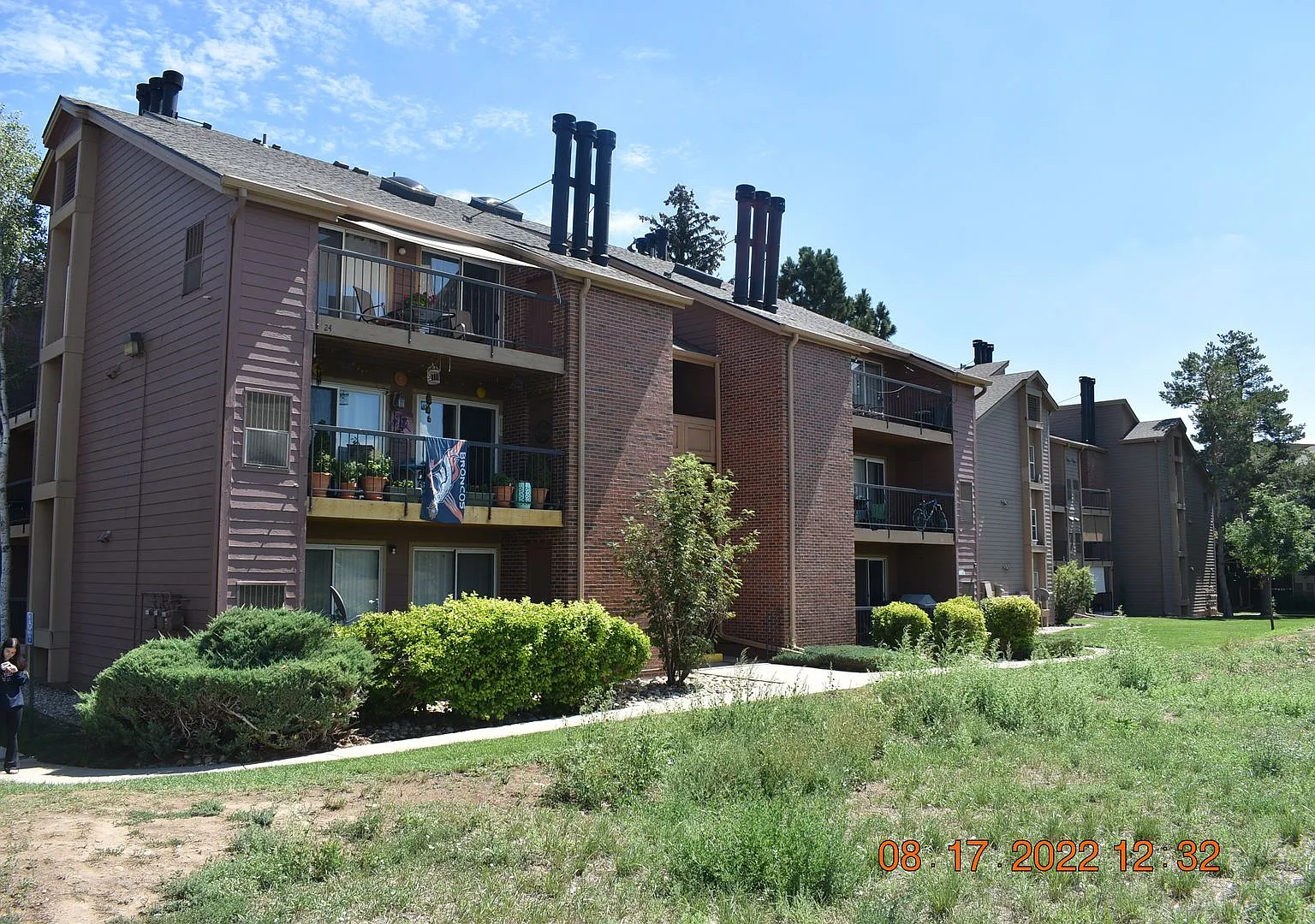 Updated 1 bedroom, 1 bathroom Littleton Condo — Photo 1