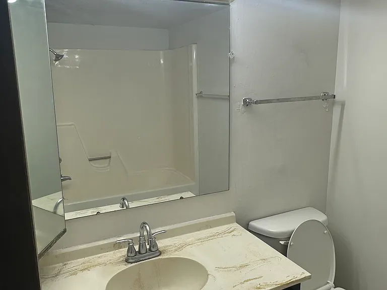248 E Oak Cliff Ct #5 — Photo 9