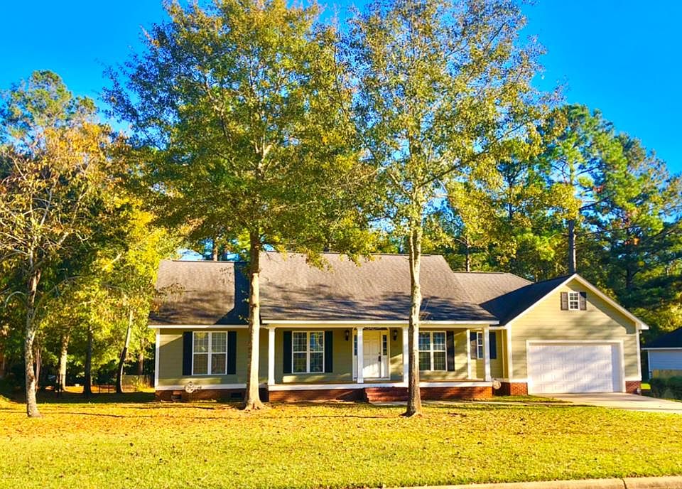 1st image of 137 Fairethorne Dr