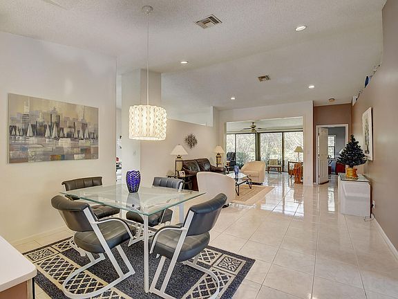 3rd image of 8461 Northstar Court