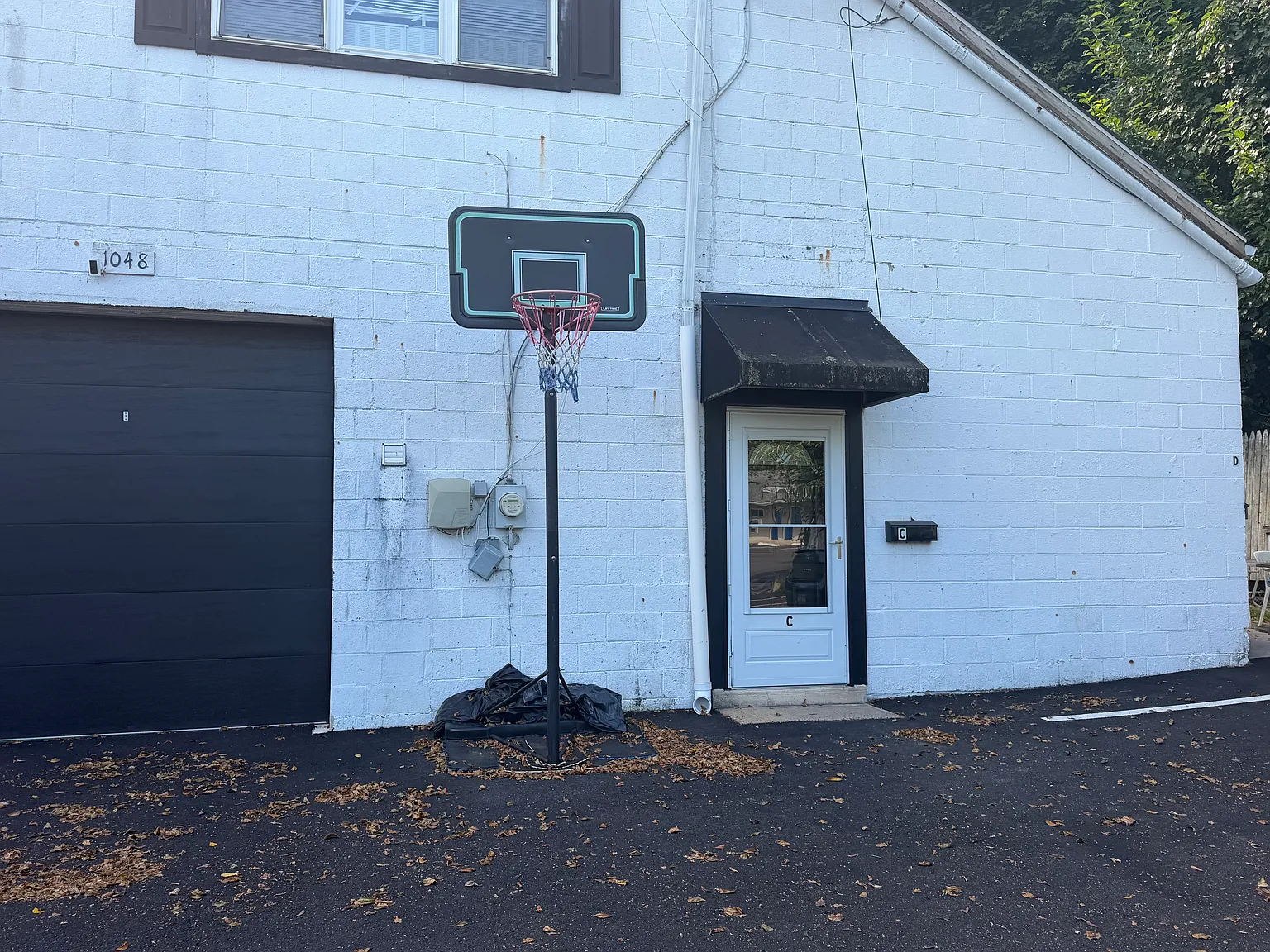 2 bed, 900 sqft, $1,800 — Photo 3