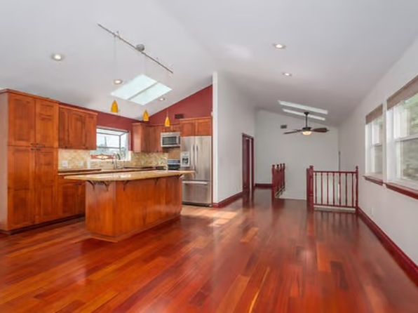 113 N Alvarado St #B