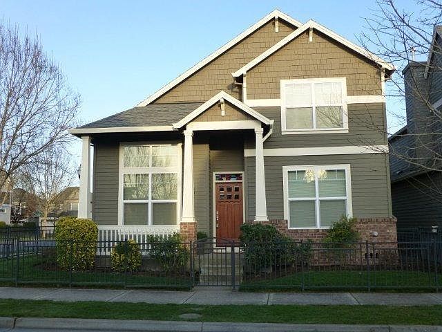 1st image of 494 NE 62nd Ave
