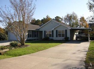 12 Canterbury Ct SE, Southport, NC 28461