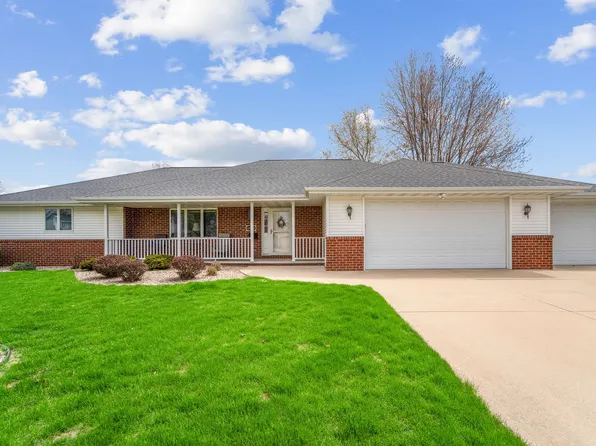 1583 Whirlaway Ct, Neenah, WI 54956