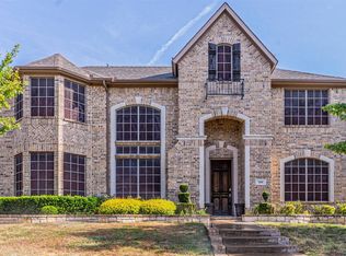 100 Gatehouse Dr, Red Oak, TX 75154