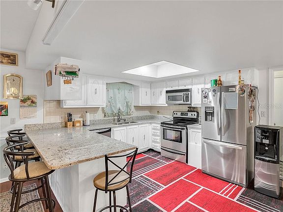 3rd image of 2408 Locke Ave