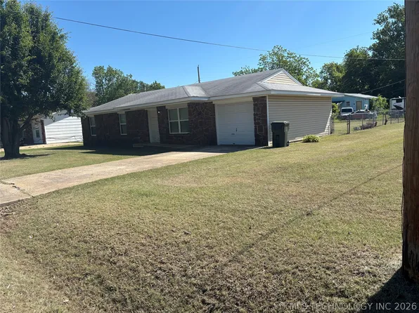 901 N Kern Ave, Okmulgee, OK 74447