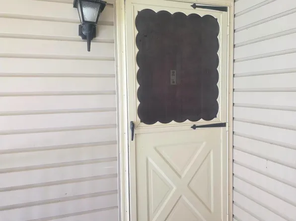 22 Alburtus Ct, Lawrence Township, NJ 08648