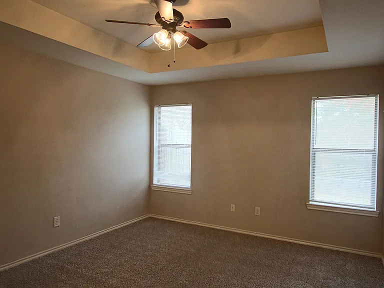 Coming Soon! 3 Bed 2 Bath 1 Car Duplex- Lindale Isd! — Photo 13