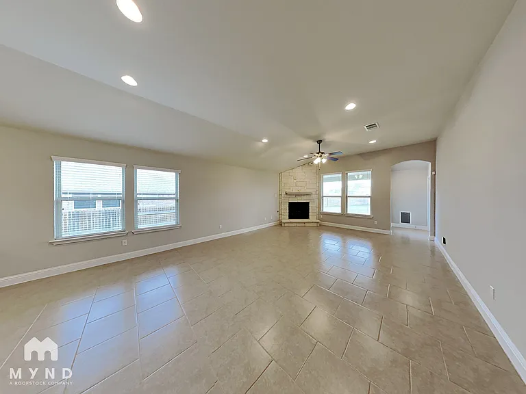 3367 De Coronado Trl — Photo 2