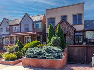 8560 66th Rd, Rego Park, NY 11374