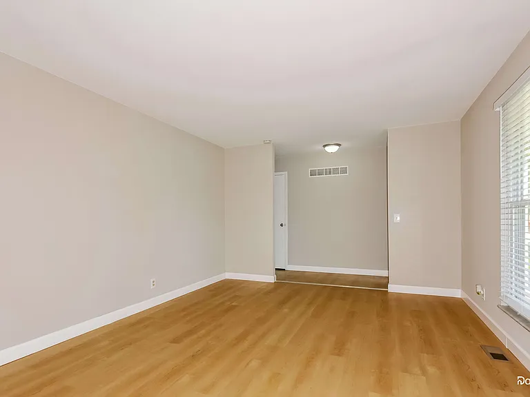 5 Elmdale Ct — Photo 6