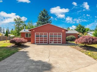 592 SE Edwards Dr, Dundee, OR 97115