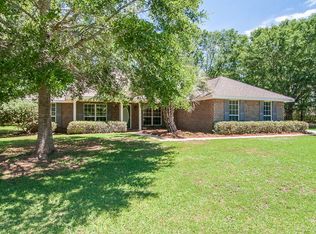 12796 Briarwood Dr, Foley, AL 36535