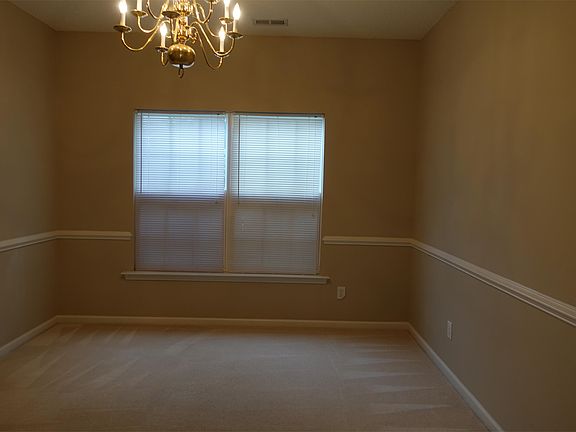 4th image of 201 N Orchard Farms Ave