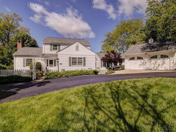 5104 Bonham Rd, Oxford, OH 45056