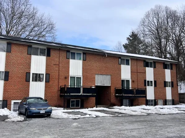 125 Bush Dr, Vinton, VA 24179