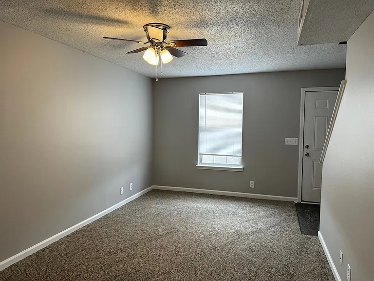 2453 W Wilson Rd #6 — Photo 2