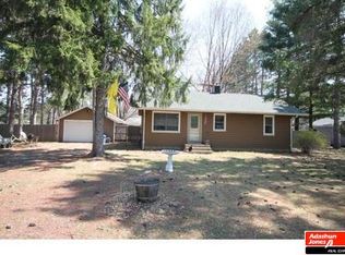 263 Wood St, Redgranite, WI 54970