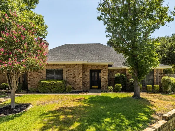 3905 Elmwood Ct, Colleyville, TX 76034