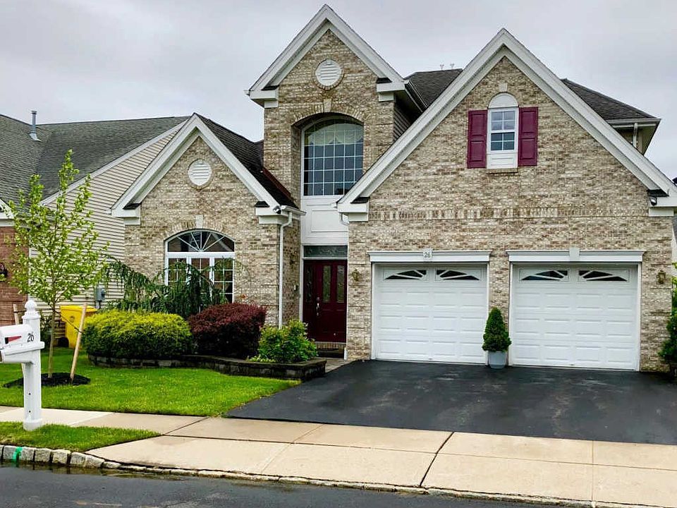 1st image of 26 Jumping Brook Dr