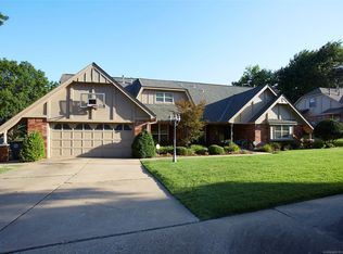 6922 E 61st Pl, Tulsa, OK 74133