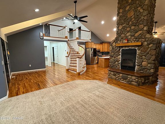4th image of 2185 Graphite Rd