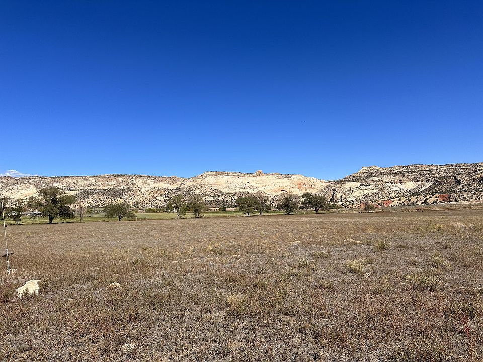 2nd image of 599 E Moqui Ln