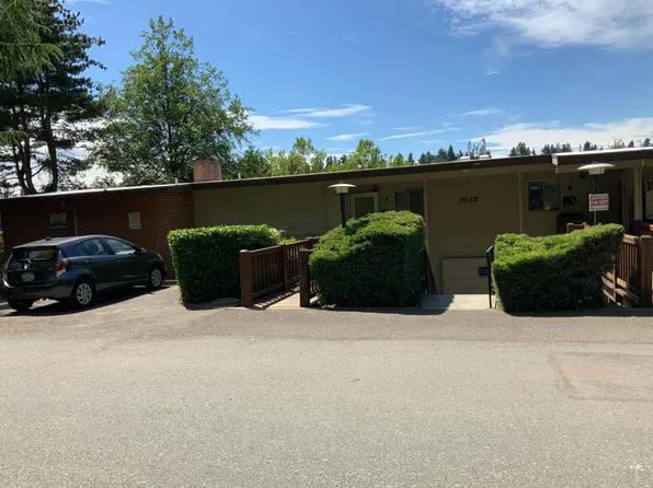 3033 81st Pl SE Unit 3, Mercer Island, WA 98040