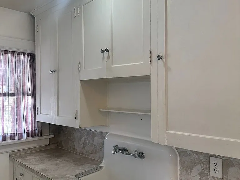 801 Kittitas St — Photo 5