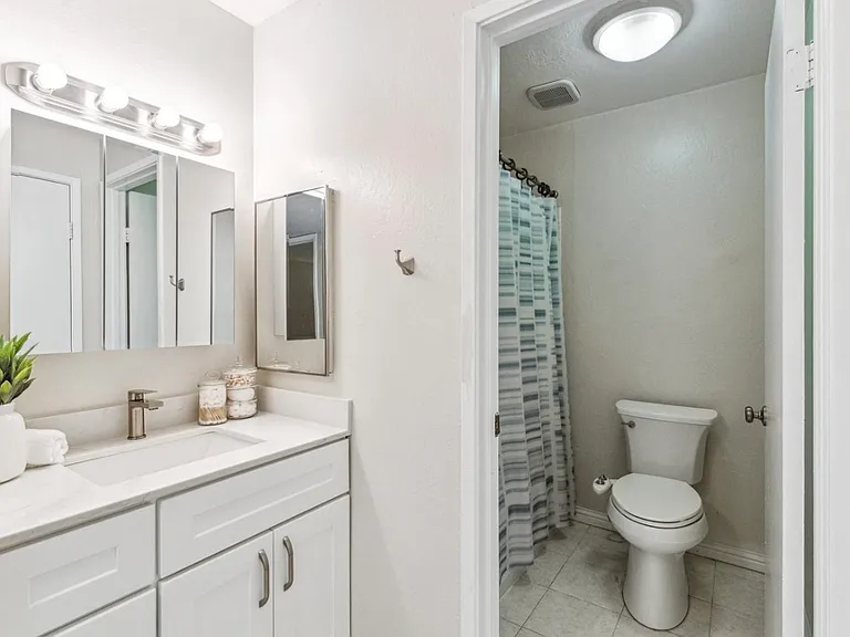 2724 Oak Rd #119 — Photo 6
