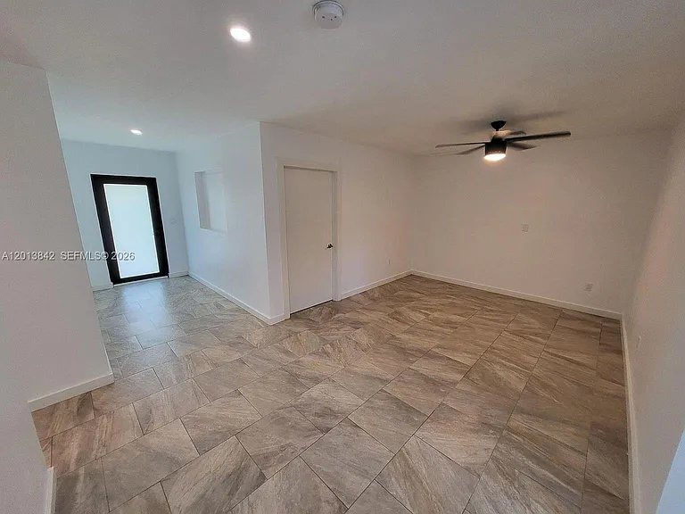 8575 SW 125th St — Photo 3