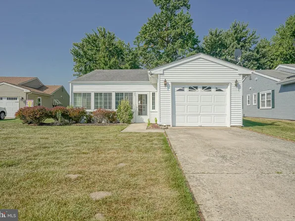 23 Picardy Pl, Southampton, NJ 08088