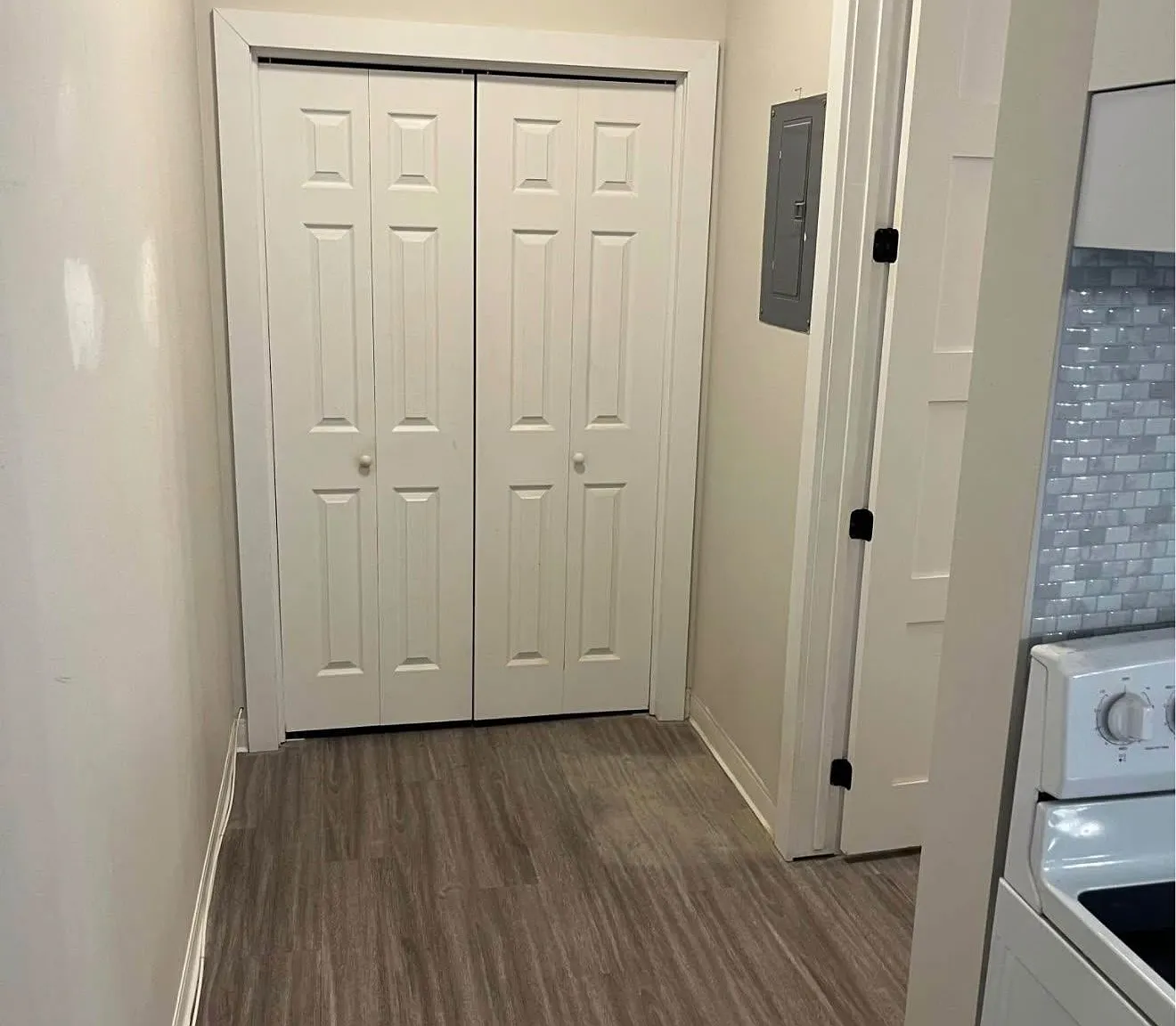 1 bed, $1,700 — Photo 3