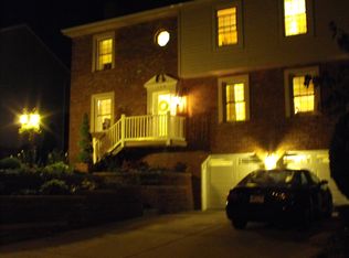 128 Edgemeade Dr, Monroeville, PA 15146