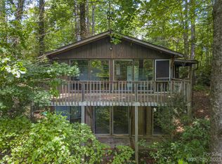 100 Tree Haven Rd, Black Mountain, NC 28711