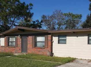 7593 S Sharbeth Dr, Jacksonville, FL 32210