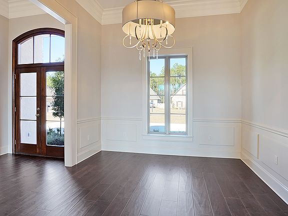 2nd image of 212 Grande Maison Blvd