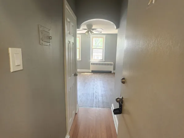 32 S Macdade Blvd Floor 2, Glenolden, PA 19036