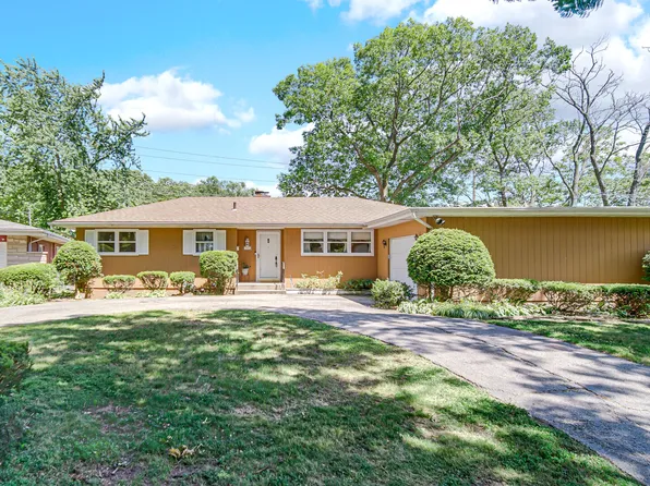 329 California Pl, Hobart, IN 46342