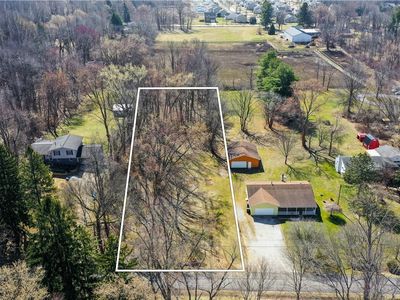 Ellen Dr, Akron, OH, 44312