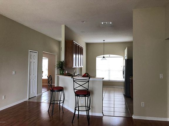 5th image of 6019 Green Pond Dr