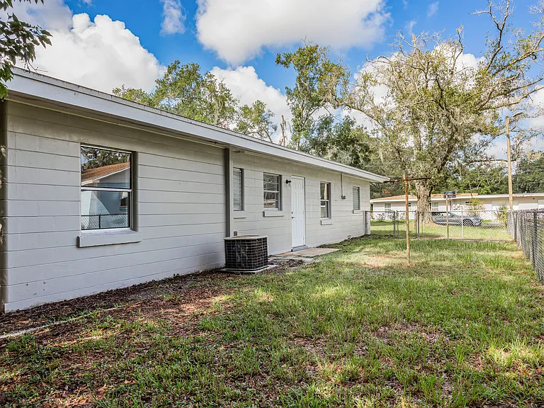Entirely fenced in back yard-perfect for a pet dog!