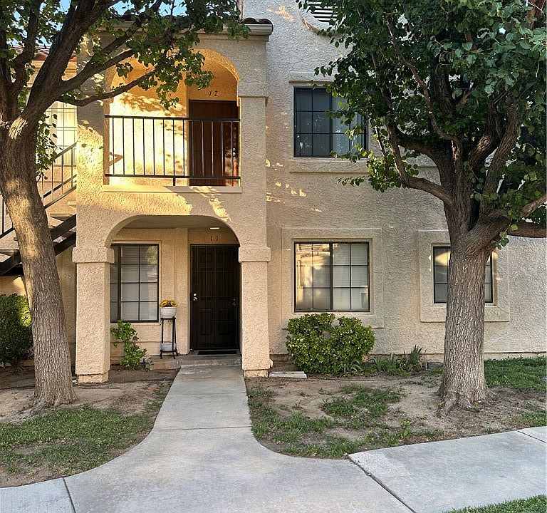 1st image of 2554 Olive Dr APT 12